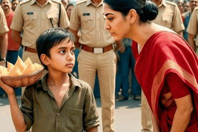 जब DM मैडम ने अपने खोए हुए बेटे को समोसे बेचते देखा फिर जो हुआ..