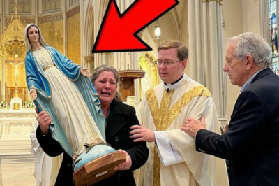 “Babae Sinubukang Itulak ang Virgin Mary Statue Habang Nagsisimba… At Isang Imposibleng Pangyayari ang Nangyari!”