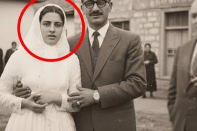 Bu Düğün Fotoğrafına Dikkatli Bakın: Koca Gelinin Kolunu Neden Bu Kadar Acımasızca Tutuyor?