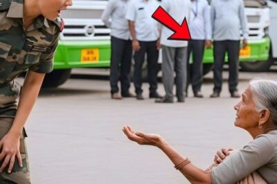 5 साल बाद बेटी आर्मी अफसर बन लौटी तो बस स्टैंड पर बूढ़ी माँ भीख मांग रही थी! फिर..